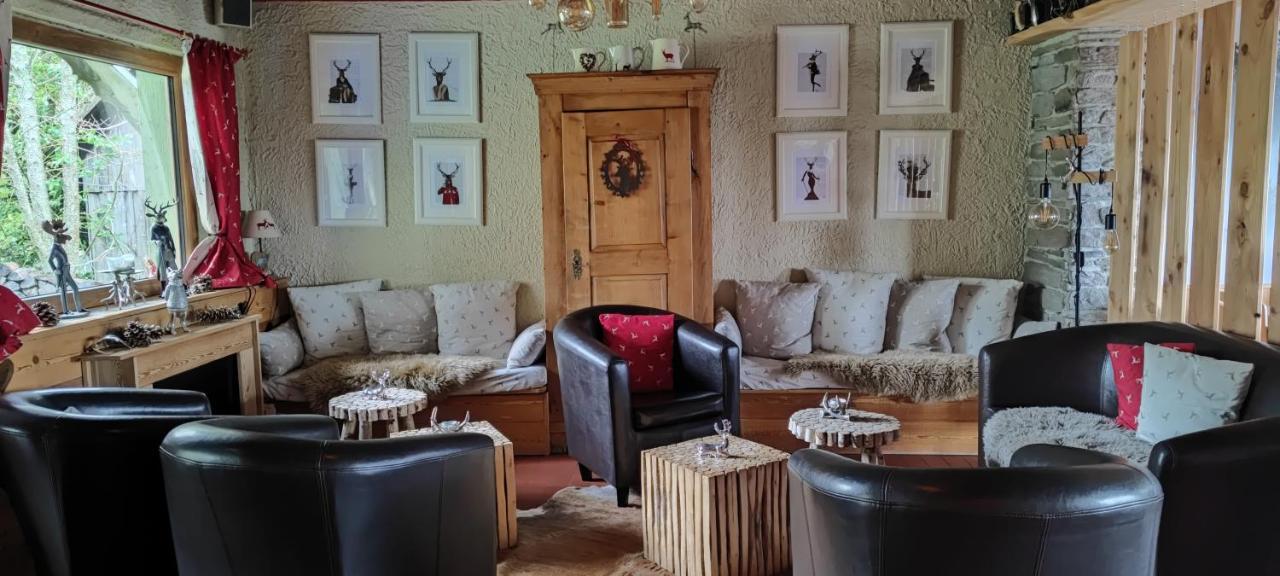 Les 4 Saisons Hotel *
